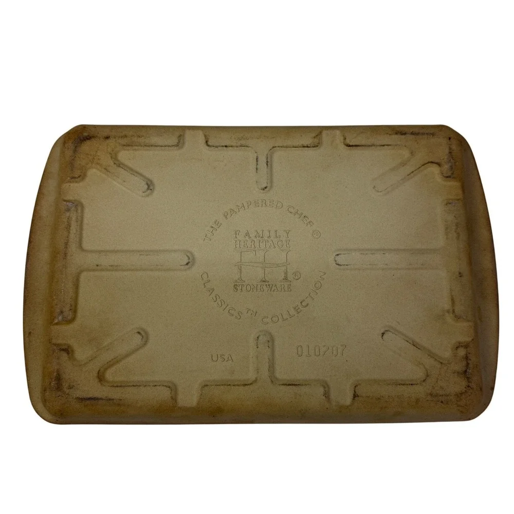 Pampered Chef Family Heritage Classics Stoneware Bar Pan 13.5x9 Rectangle 010207
